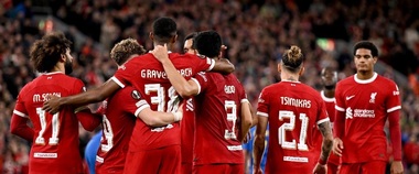 Premier League: Liverpool – Everton, scor 2-0. Oaspeţii au jucat peste 50 de minute în inferioritate numerică. Golurile, marcate după minutul 70