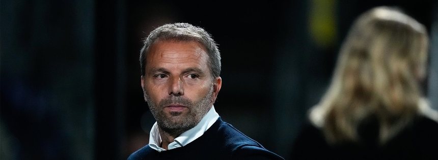 Ajax Amsterdam s-a despărţit de antrenorul Maurice Steijn