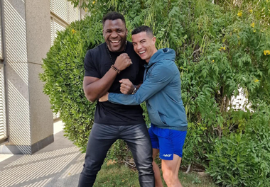 Cristiano Ronaldo i-a oferit un ceas de 100.000 de euro lui Ngannou înainte de meciul acestuia cu Fury