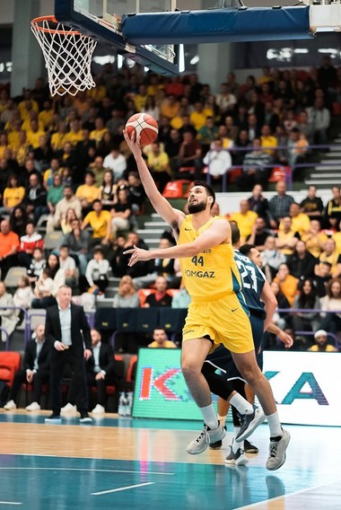 Baschet masculin: CSU Sibiu, a treia înfrângere în B a FIBA Europe Cup, cu deţinătoarea trofeului Anwil Wloclawek
