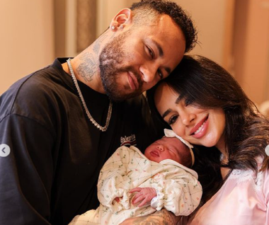 Iubita lui Neymar şi fetiţa lor, vizate de o tentativă de răpire. Părinţii tinerei au fost legaţi în timp ce din casă se furau obiecte de valoare