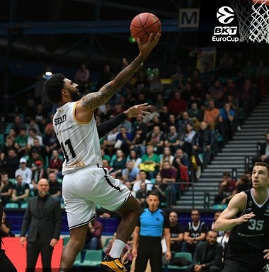 Baschet masculin, EuroCup: U BT Cluj, a şasea victorie în grupa B, în deplasare cu Energia Trento