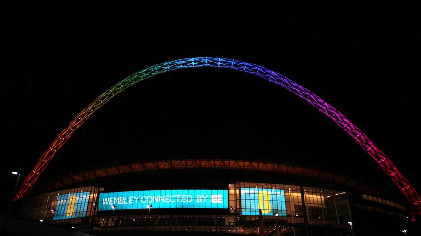 FA va evita iluminarea arcului de pe stadionul Wembley pentru cauze sociale şi politice