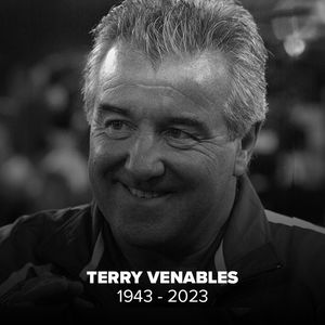 Doliu în fotbal. Fostul selecţioner al Angliei, Terry Venables, a murit