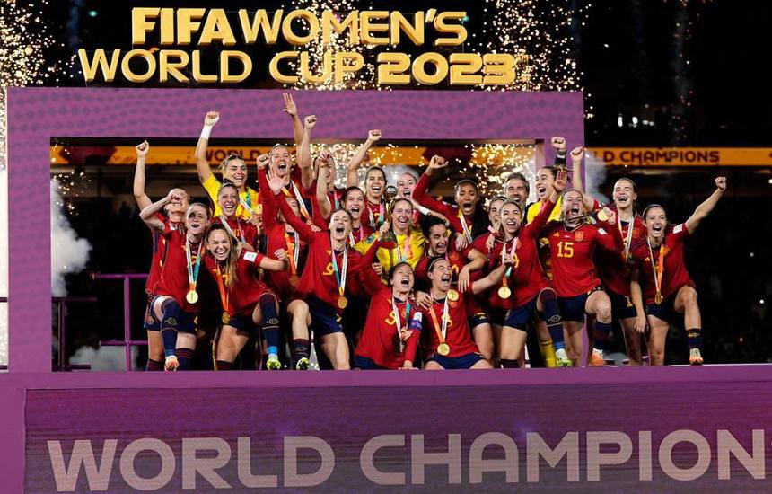 FIFPRO: Una din trei jucătoare de la Cupa Mondială feminină câştigă mai puţin de 30.000 de dolari pe an. Una din cinci îşi completează veniturile cu al doilea loc de muncă