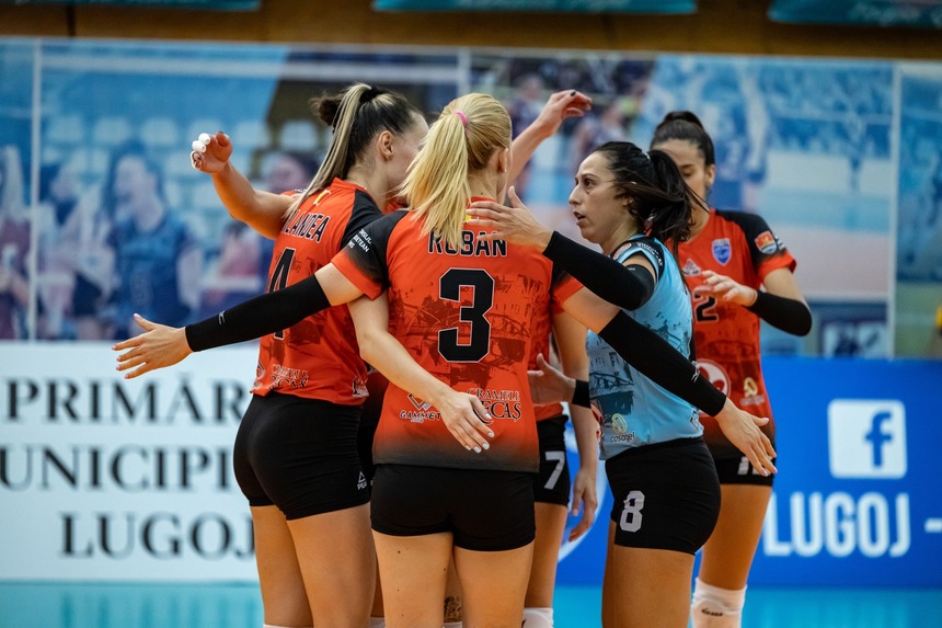 Volei feminin: Tent Obrenovac - CSM Lugoj, scor 0-3, în optimile de finală ale Challenge Cup