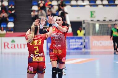 Handbal feminin, Pera după eşecul cu Germania: Sunt mulţumit cu prima repriză! Cristinei Neagu i-am dat şansa să ajute echipa
