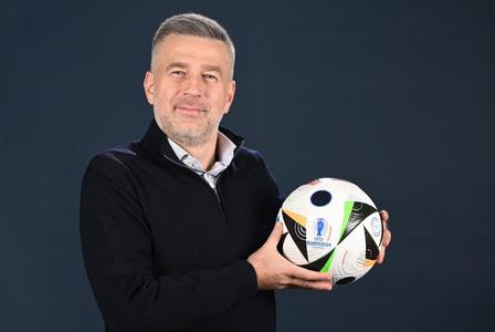 Edi Iordănescu: Să rămânem echilibraţi. Am crescut un nivel, dar încă nu suntem pregătiţi pentru turneul final