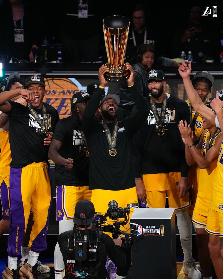 Los Angeles Lakers şi LeBron James au câştigat prima ediţie a Cupei NBA