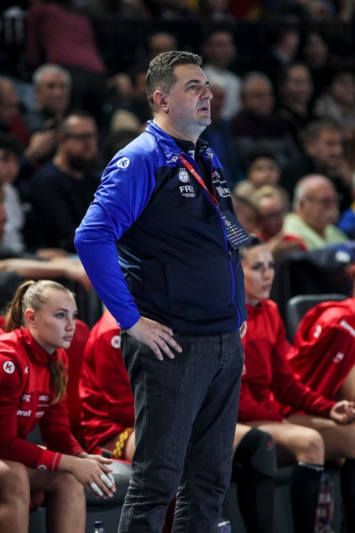 Handbal feminin, Florentin Pera la finalul CM: Jucătoarele au luptat şi au arătat caracter până la final