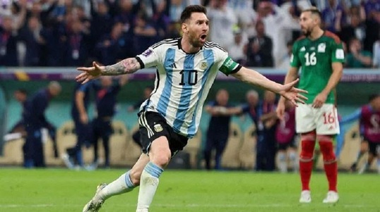 Tricourile lui Messi de la Cupa Mondială din 2022, vândute la licitaţie cu 7,8 milioane de dolari
