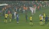Turcia: Jucătorii echipei Istanbulspor au părăsit terenul la meciul cu Trabzonspor, nemulţumiţi de o decizia a arbitrului - VIDEO