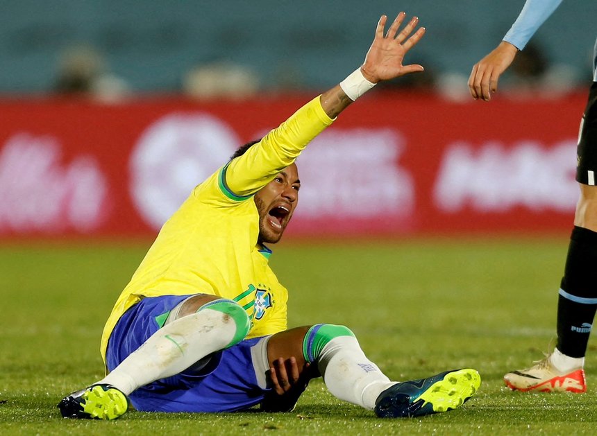 Accidentat, Neymar va rata Copa America, anunţă medicul naţionalei Braziliei