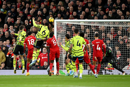 Remiză în duelul primelor clasate în Premier League: Liverpool – Arsenal, scor 1-1