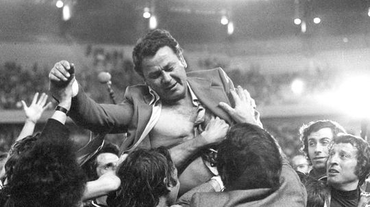 CRONOLOGIE: 2023, anul în care sportul i-a pierdut pe Bobby Charlton, Just Fontaine şi Gianluca Vialli 73 psgfr fontaine