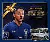 Jules Koundé a dăruit un microbuz primului său club