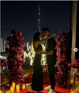 Fotbalistul echipei FCSB, Darius Olaru, şi-a cerut iubita în căsătorie la Dubai