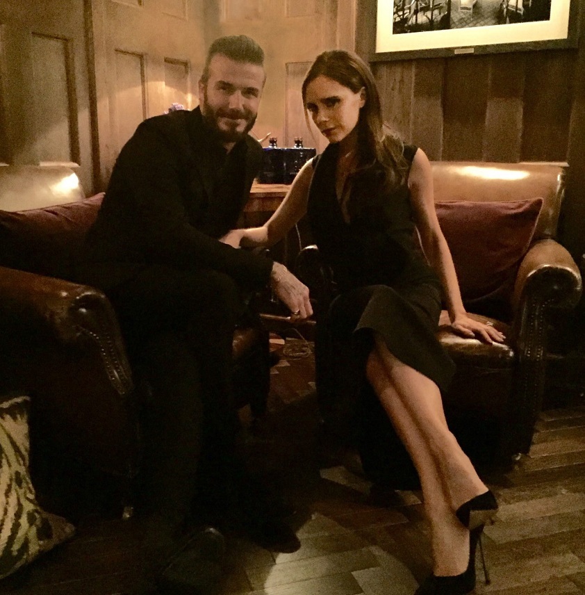 David Beckham, glumeţ de Anul Nou pe seama presupuselor origini modeste ale soţiei sale, Victoria