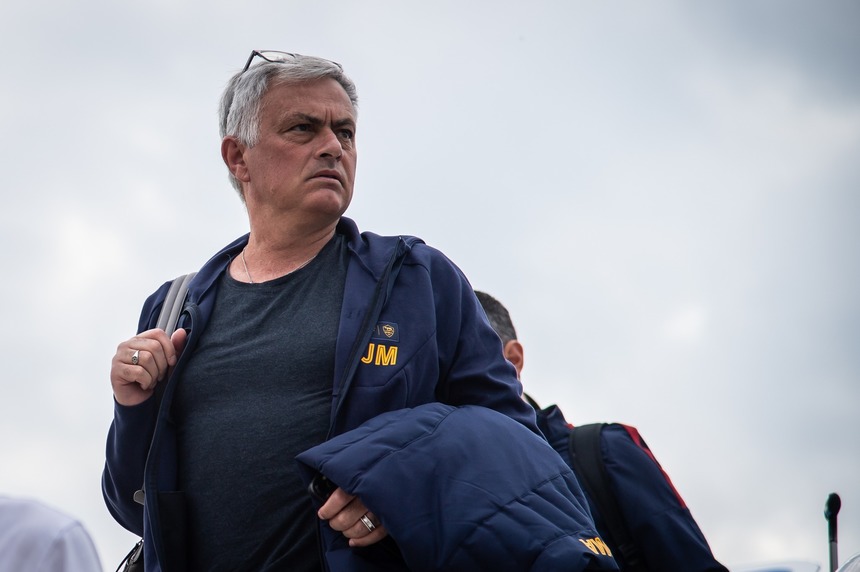 Jose Mourinho nu se gândeşte la naţionala Braziliei şi aşteaptă prelungirea contractului cu AS Roma
