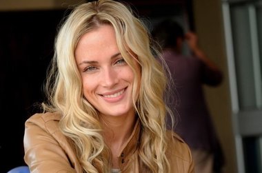 Mama Reevei Steenkamp, după eliberarea condiţionată a lui Oscar Pistorius: Noi, cei care am rămas, suntem cei care ispăşesc o condamnare pe viaţă