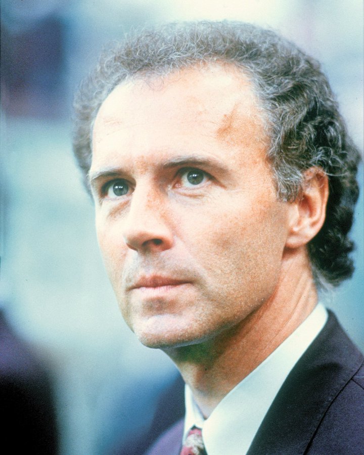 Lumea fotbalului deplânge moartea lui Franz Beckenbauer. Lineker: A câştigat totul cu graţie şi farmec