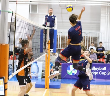 Volei masculin: Steaua Bucureşti a ratat calificarea în semifinalele Challenge Cup