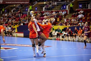 Handbal feminin: Ikast – Rapid Bucureşti, scor 30-29 în grupa B a Ligii Campionilor