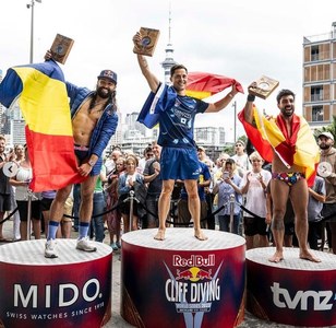 Constantin Popovici a câştigat circuitul mondial Red Bull Cliff Diving