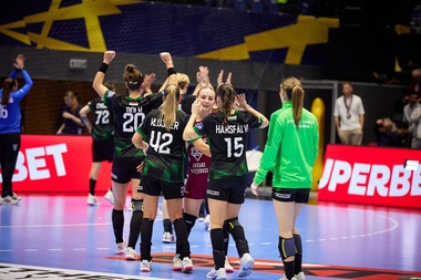 Handbal: Rapid Bucureşti, explicaţii după ce sportiva Beatrice Edwige a acuzat un gest cu conotaţii rasiste îndreptat împotriva sa