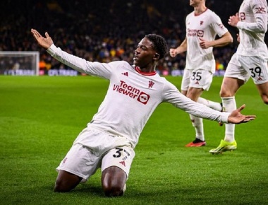 Kobbie Mainoo a invitat la un meci al echipei Manchester United un fan căruia i-a murit tatăl - VIDEO