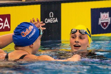 Înot: O sportivă canadiană de 17 ani a pus capăt dominaţiei de 13 ani a lui Ledecky în proba de 800 m