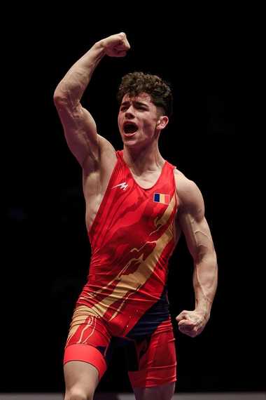 Lupte: Mihai Denis, bronz la greco-romane, la categoria 55 kg, la CE de la Bucureşti