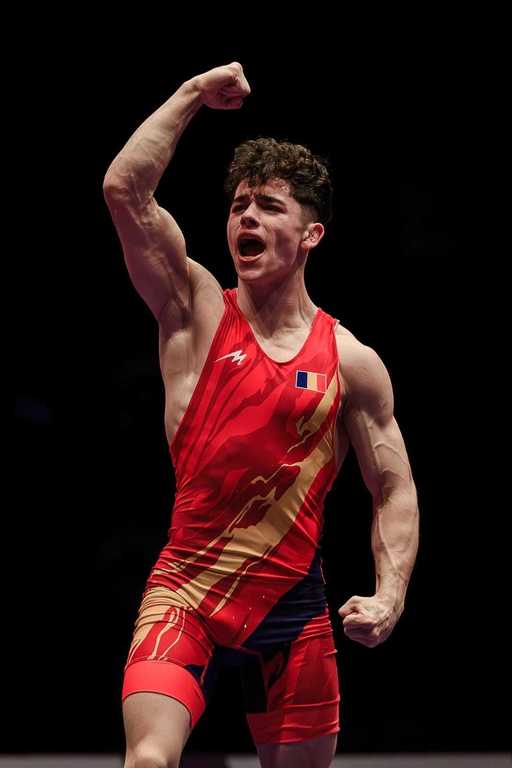 Lupte: Mihai Denis, bronz la greco-romane, la categoria 55 kg, la CE de la Bucureşti