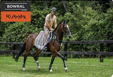 Australia. Medaliat olimpic, ameninţat cu suspendarea pentru că a concurat cu un costum în stilul "Borat"
