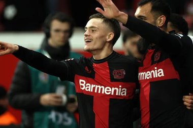 Bundesliga: Bayer Leverkusen îşi continuă seria victoriilor, 2-0 cu Wolfsburg