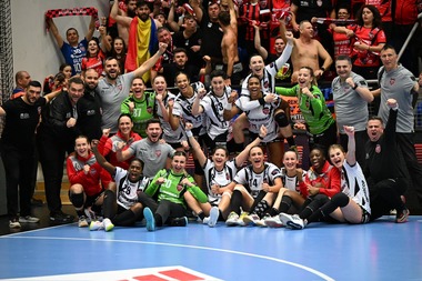 Handbal feminin: Gloria Bistriţa s-a calificat neînvinsă şi în premieră la Turneul Final Four al European League