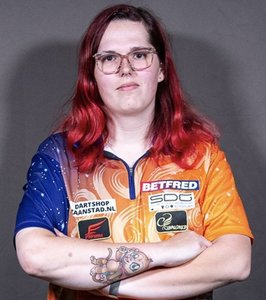 Ţările de Jos: Două jucătoare s-au retras din echipa naţională de darts, după includerea unei persoane transsexuale