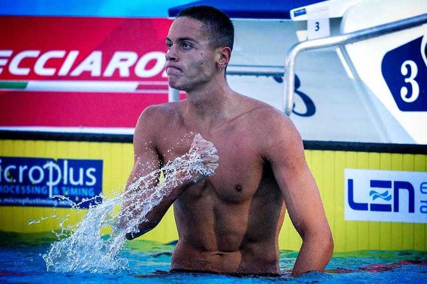 David Popovici a câştigat titlul naţional la 50 m liber 