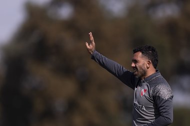 Independiente: Carlos Tevez, internat din cauza unor dureri în piept