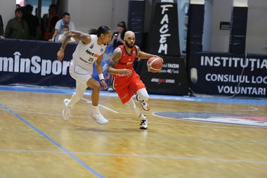 Baschet masculin: Vicecampioana CSM Oradea se califică în finala Ligii Naţionale; adversară – campioana U BT Cluj