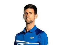 Tenis: Novak Djokovic a fost lovit în cap cu un recipient metalic după ce s-a calificat în turul trei la Roma - VIDEO 