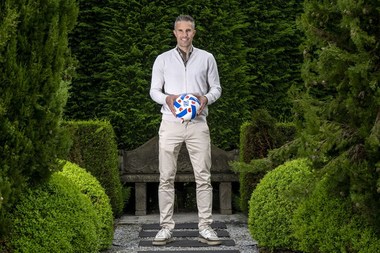 Robin Van Persie a devenit antrenorul echipei SC Heerenveen