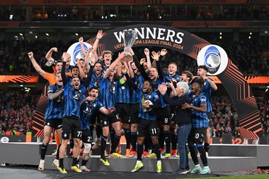 UPDATE - Atalanta a învins cu 3-0 Bayer Leverkusen şi a câştigat în premieră Liga Europa. Lookman, jucătorul meciului. Finala a fost arbitrată de Istvan Kovacs. Echipa italiană a primit trofeul
