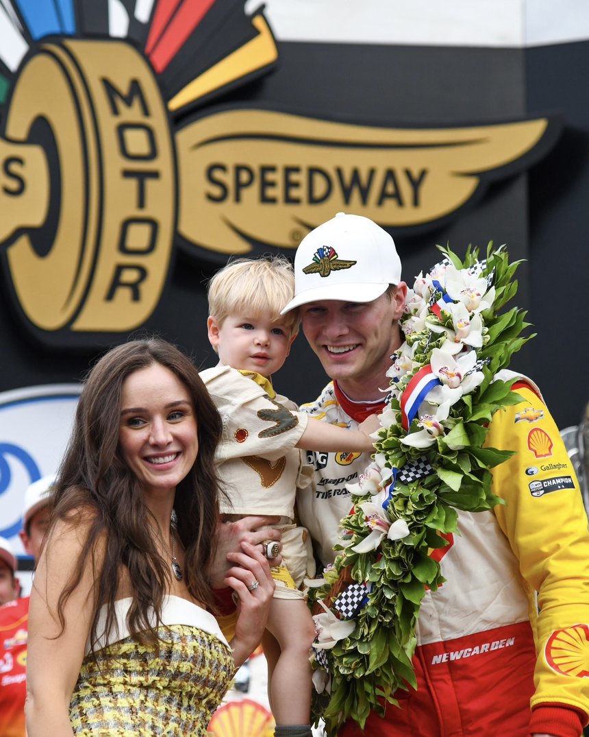 Americanul Josef Newgarden a câştigat cursa de 500 de mile de Indianapolis