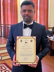 Florin Maxim, antrenorul echipei câştigătoare a Cupei României la fotbal, a primit titlul de cetăţean de onoare al judeţului Hunedoara