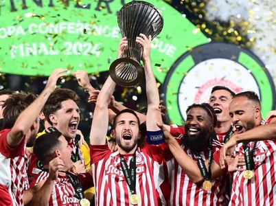 UPDATE - Premieră istorică pentru Grecia: Olympiakos Pireu a câştigat Conference League - VIDEO

