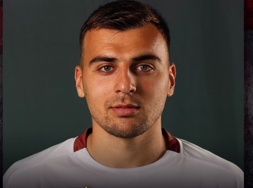 FC Rapid anunţă prima sa achiziţie din această vară: sârbul Luka Gojkovic. “Abia aştept să joc pentru acest club”, spune fotbalistul