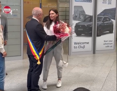 Simona Halep a ajuns la Cluj pentru Sports Festival. Emil Boc: Simona rămâne în sufletul românilor. I s-a făcut o mare nedreptate - VIDEO