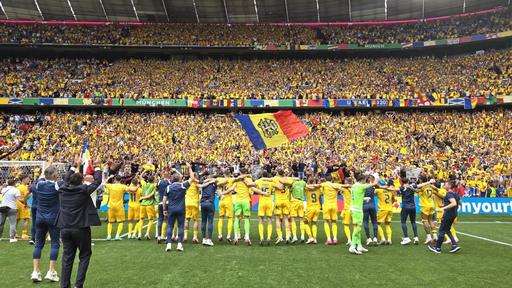 Tricolorii la Euro 2024: TAROM introduce două curse speciale care leagă Bucureştiul de Frankfurt pentru suporterii care vor să fie alături de naţională la ultimul meci din grupe