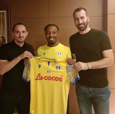 Superliga; Petrolul Ploieşti a achiziţionat un mijlocaş francez